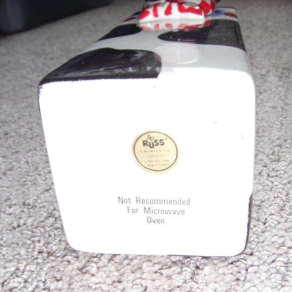 Russ & Berrie Ceramic Novelty Cow Pitcher - Picture 4 of 7